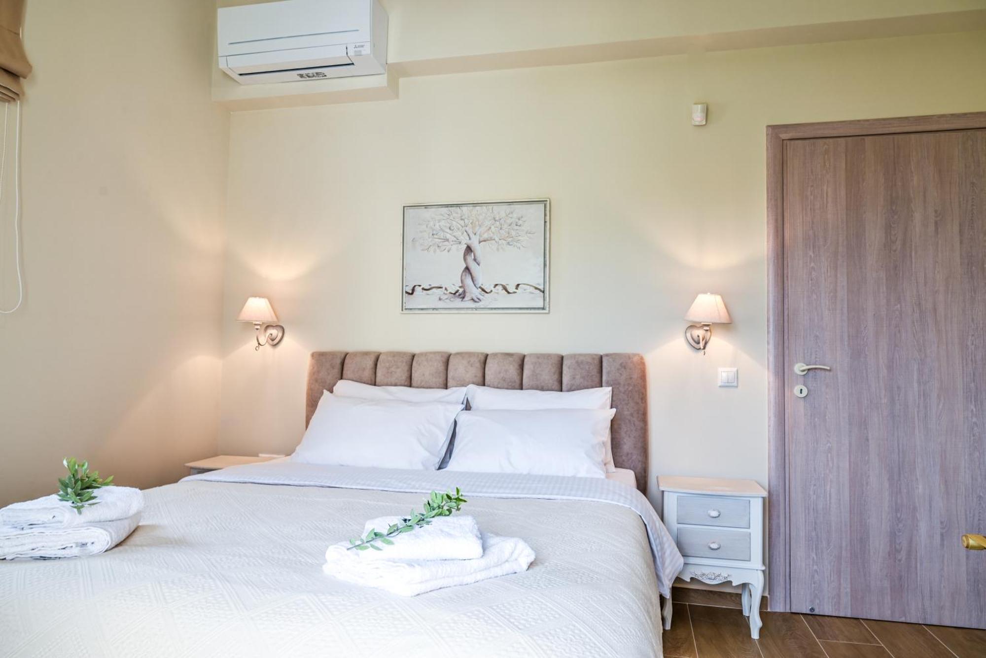 Efmar Exclusive Residences Gythio Pokoj fotografie